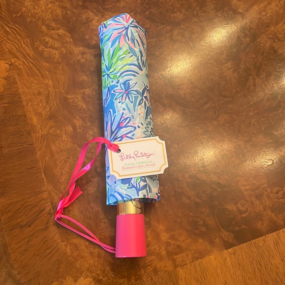 Brand new Lily Pulitzer umbrella